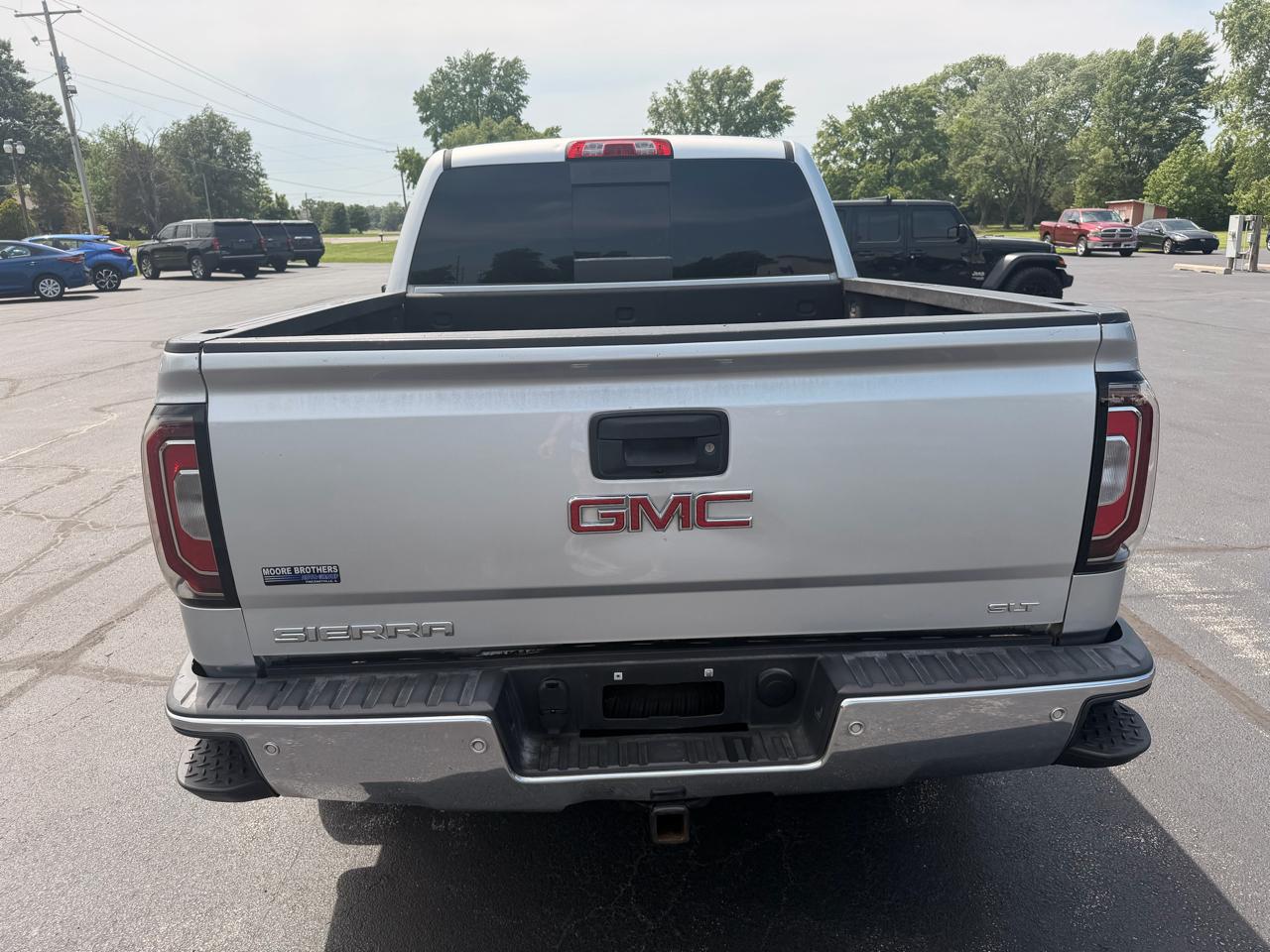 GMC Sierra 1500 4WD Crew Cab 143.5" SLT 2018