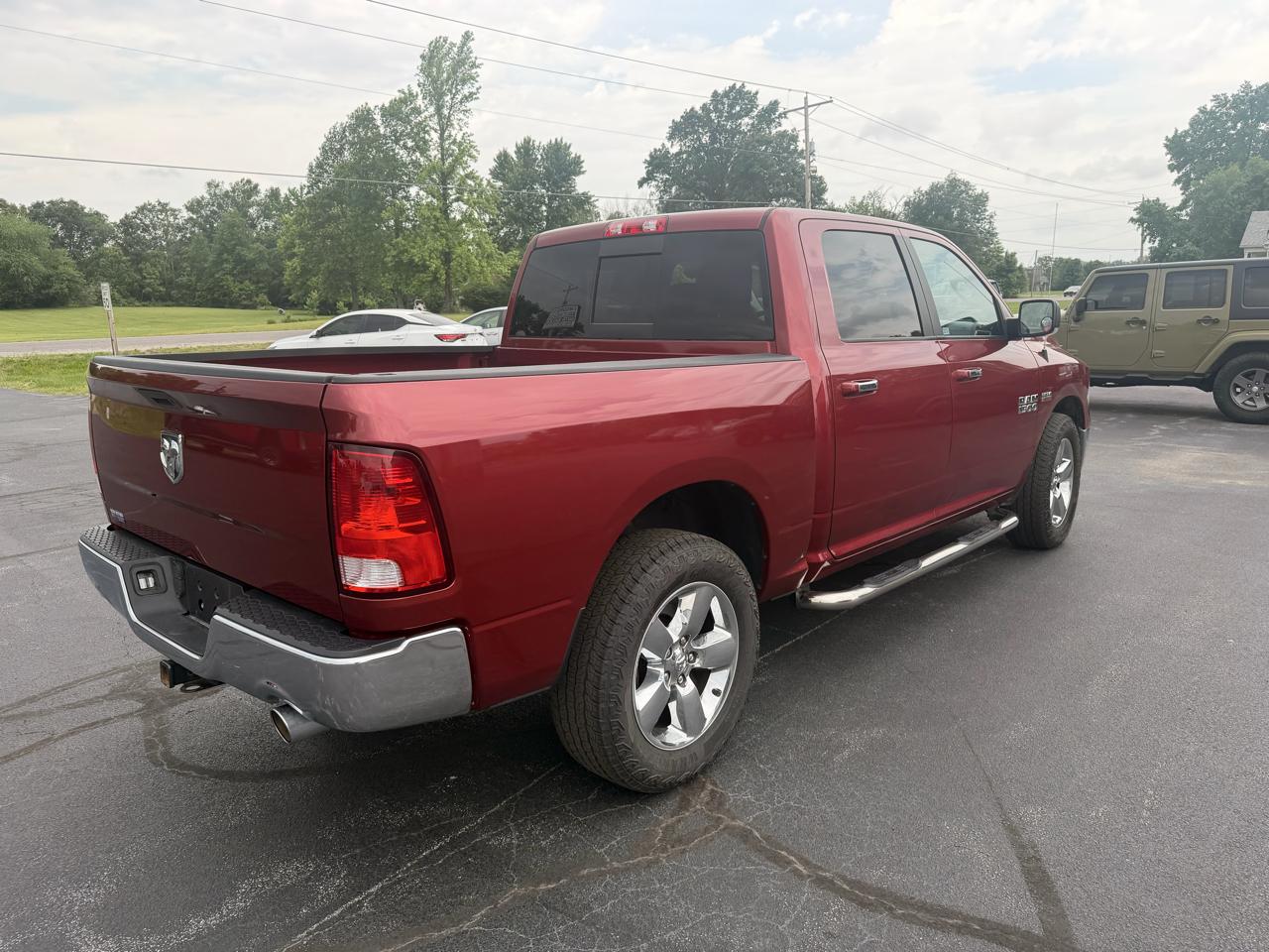 RAM 1500 4WD Crew Cab 140.5" Big Horn 2015