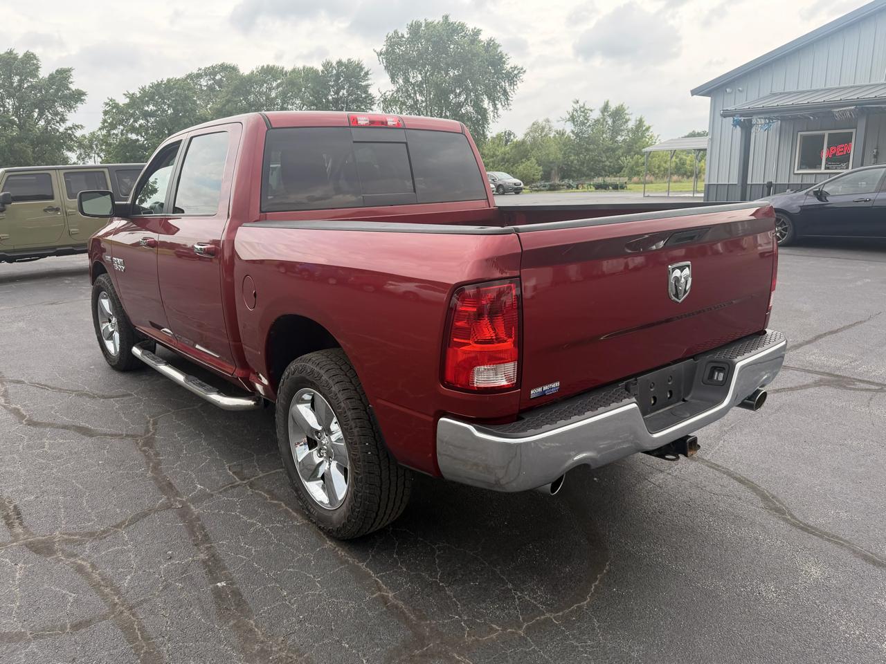 RAM 1500 4WD Crew Cab 140.5" Big Horn 2015