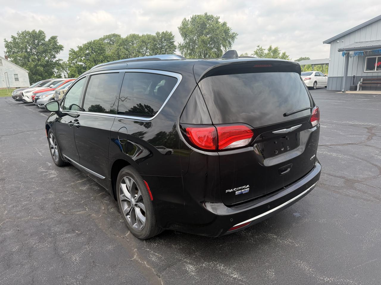 Chrysler Pacifica Limited FWD 2017