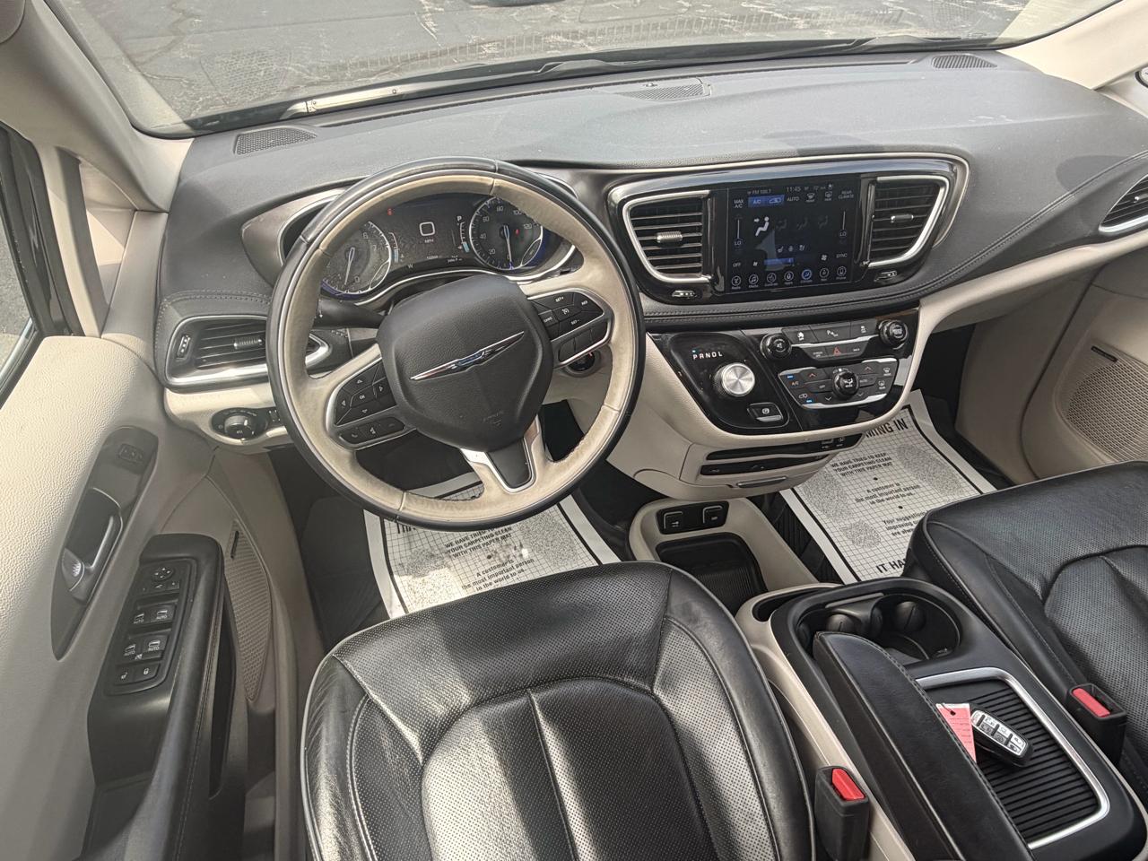 Chrysler Pacifica Limited FWD 2017