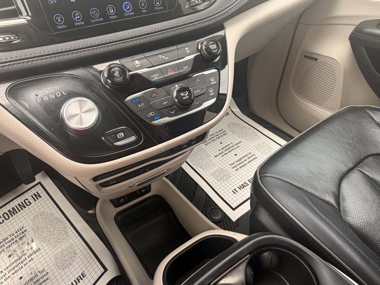 Chrysler Pacifica Limited FWD 2017