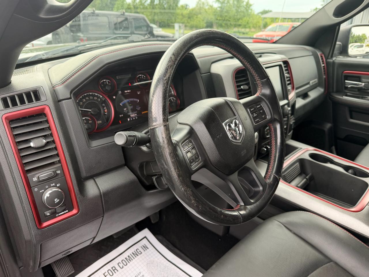 RAM 1500 4WD Crew Cab 140.5" Rebel 2016