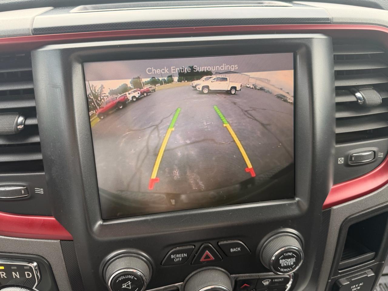 RAM 1500 4WD Crew Cab 140.5" Rebel 2016