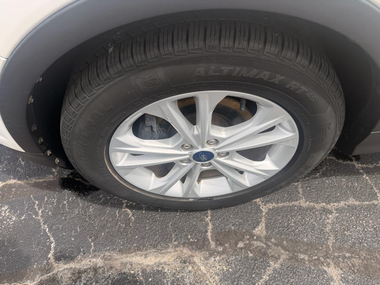 Ford Escape SE FWD 2018