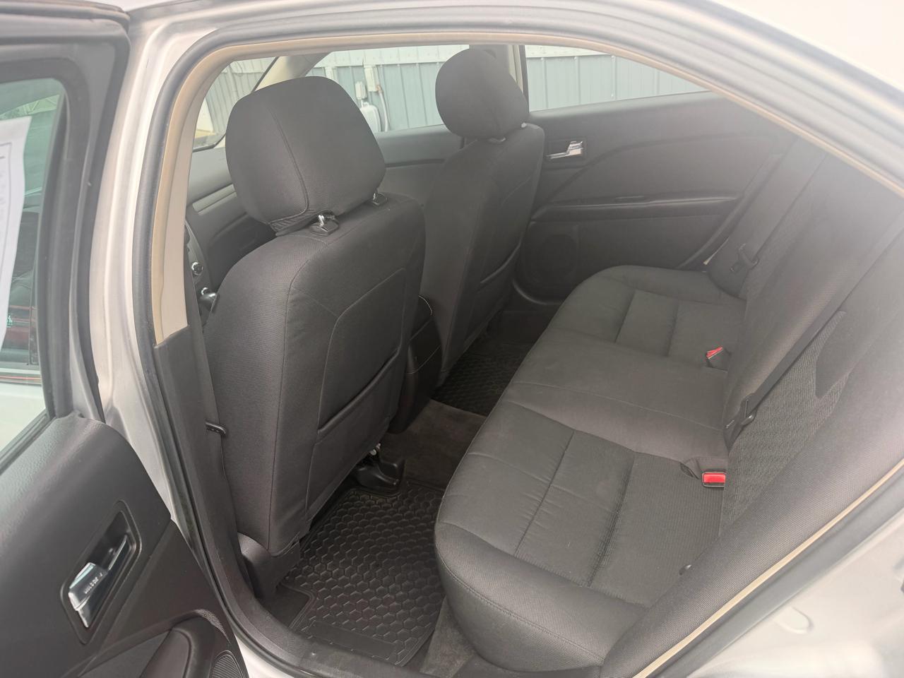 Ford Fusion 4dr Sdn SE FWD 2012