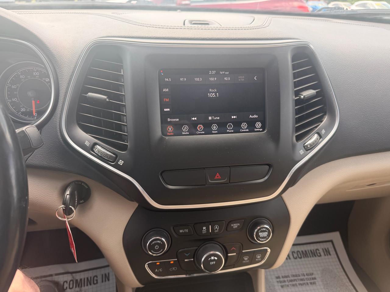 Jeep Cherokee Latitude 4x4 2019