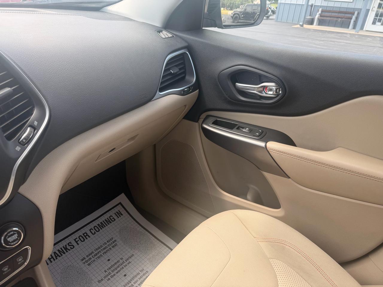 Jeep Cherokee Latitude 4x4 2019