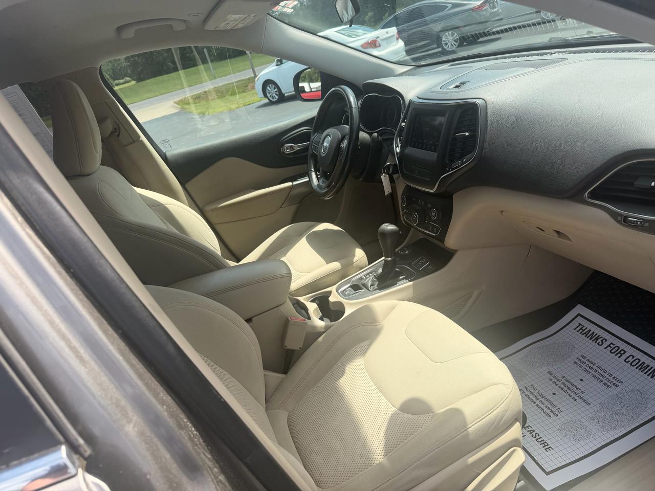 Jeep Cherokee Latitude 4x4 2019