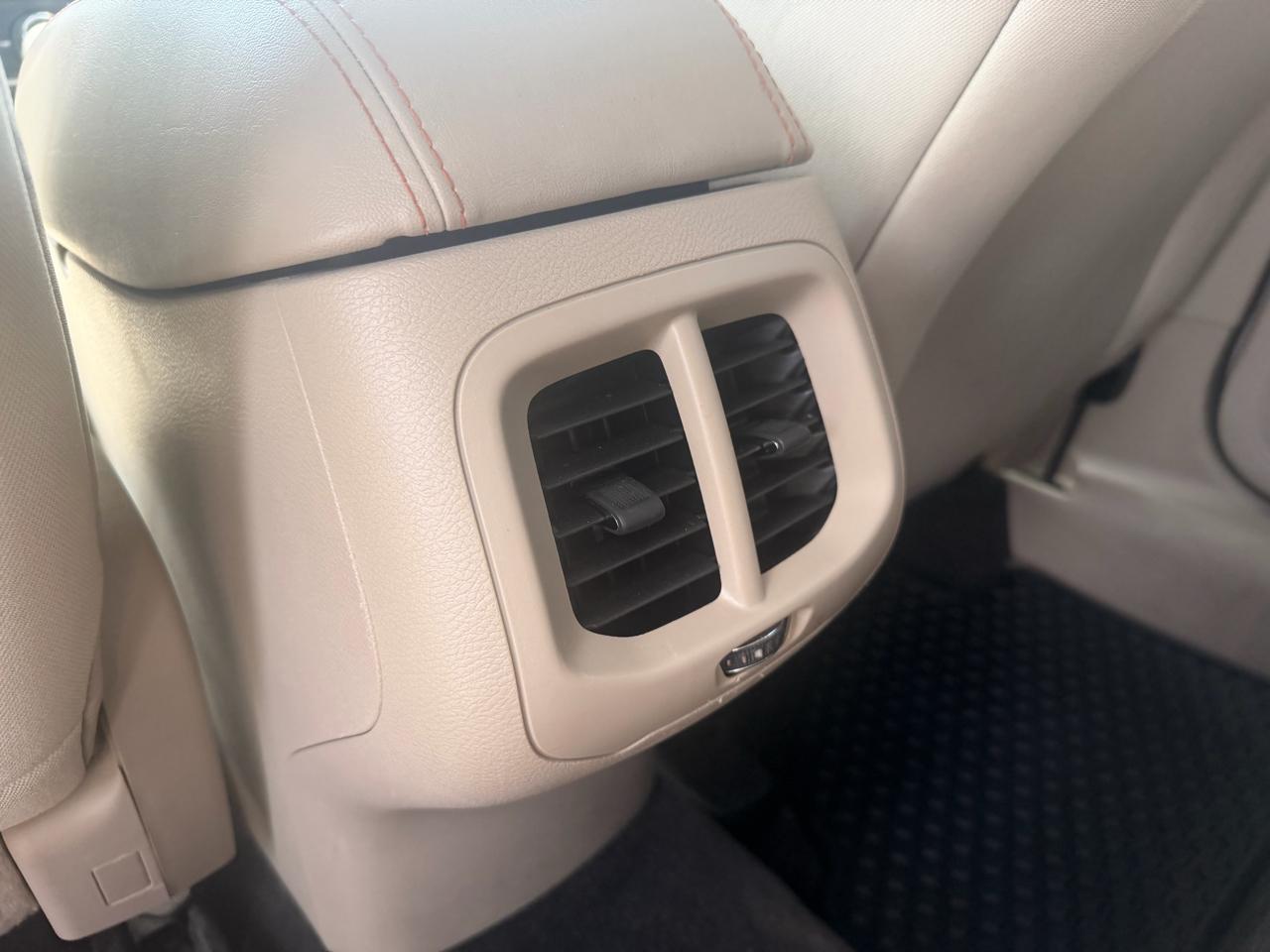 Jeep Cherokee Latitude 4x4 2019