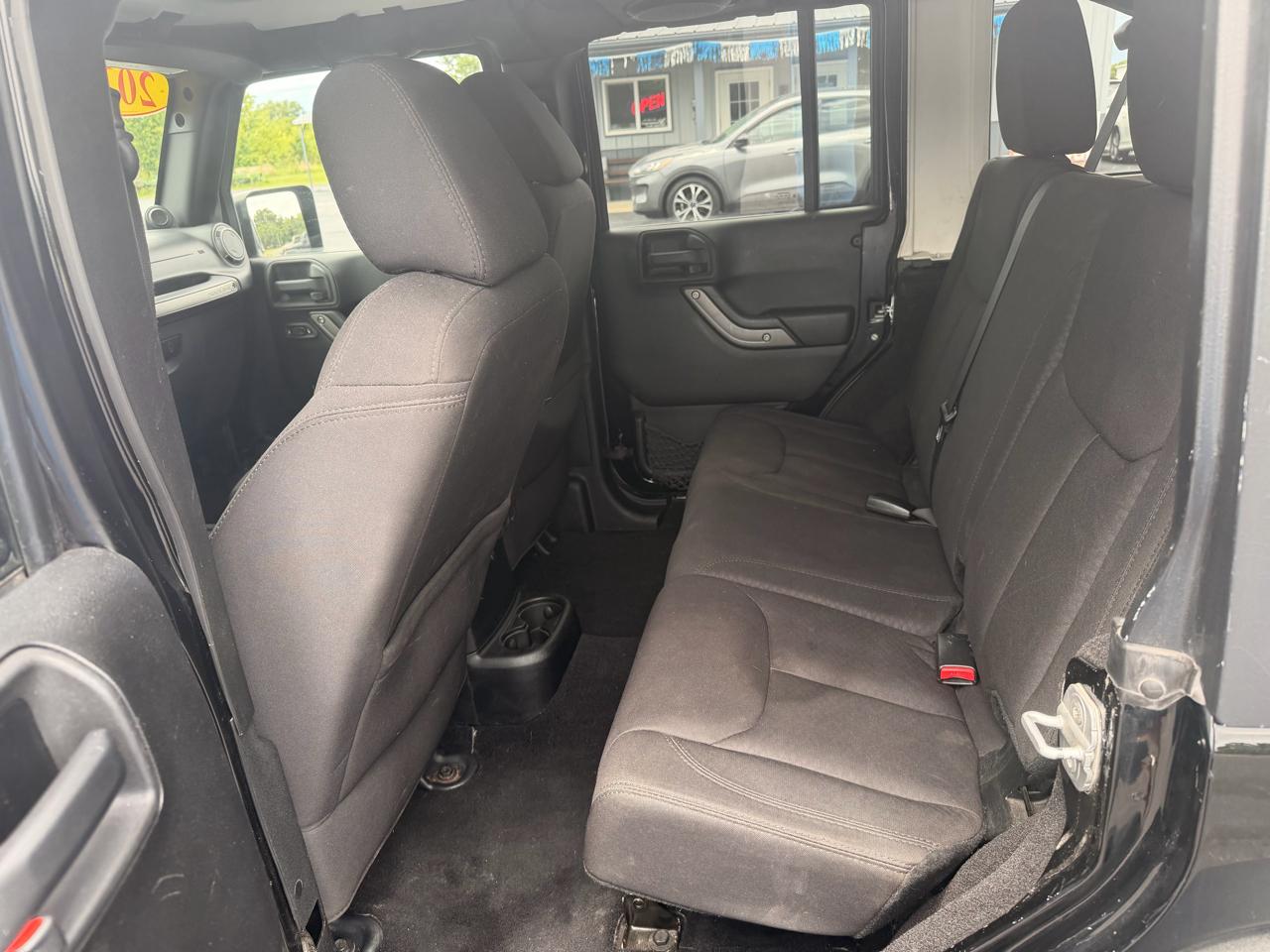 Jeep Wrangler Unlimited 4WD 4dr Sport 2014