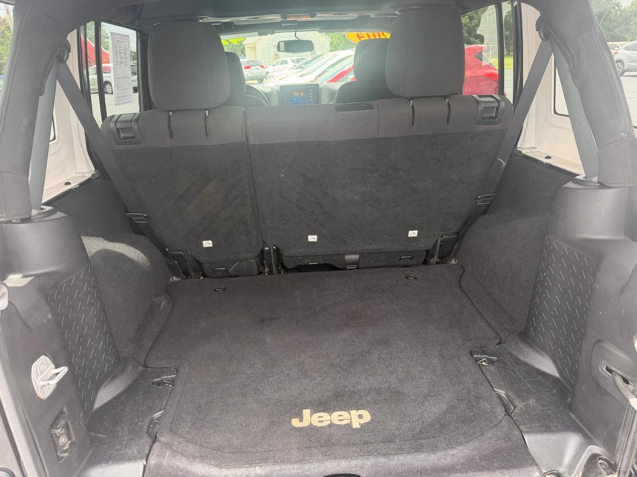 Jeep Wrangler Unlimited 4WD 4dr Sport 2014