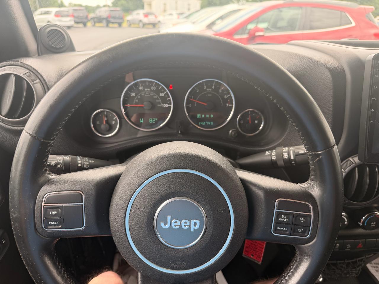 Jeep Wrangler Unlimited 4WD 4dr Sport 2014