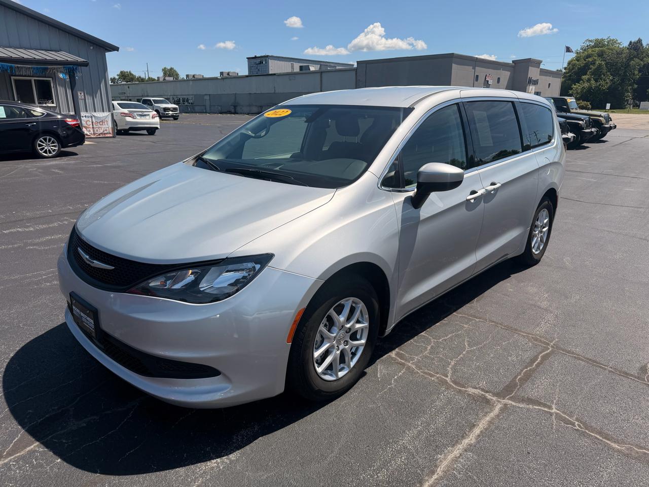 Chrysler Voyager LX FWD 2022