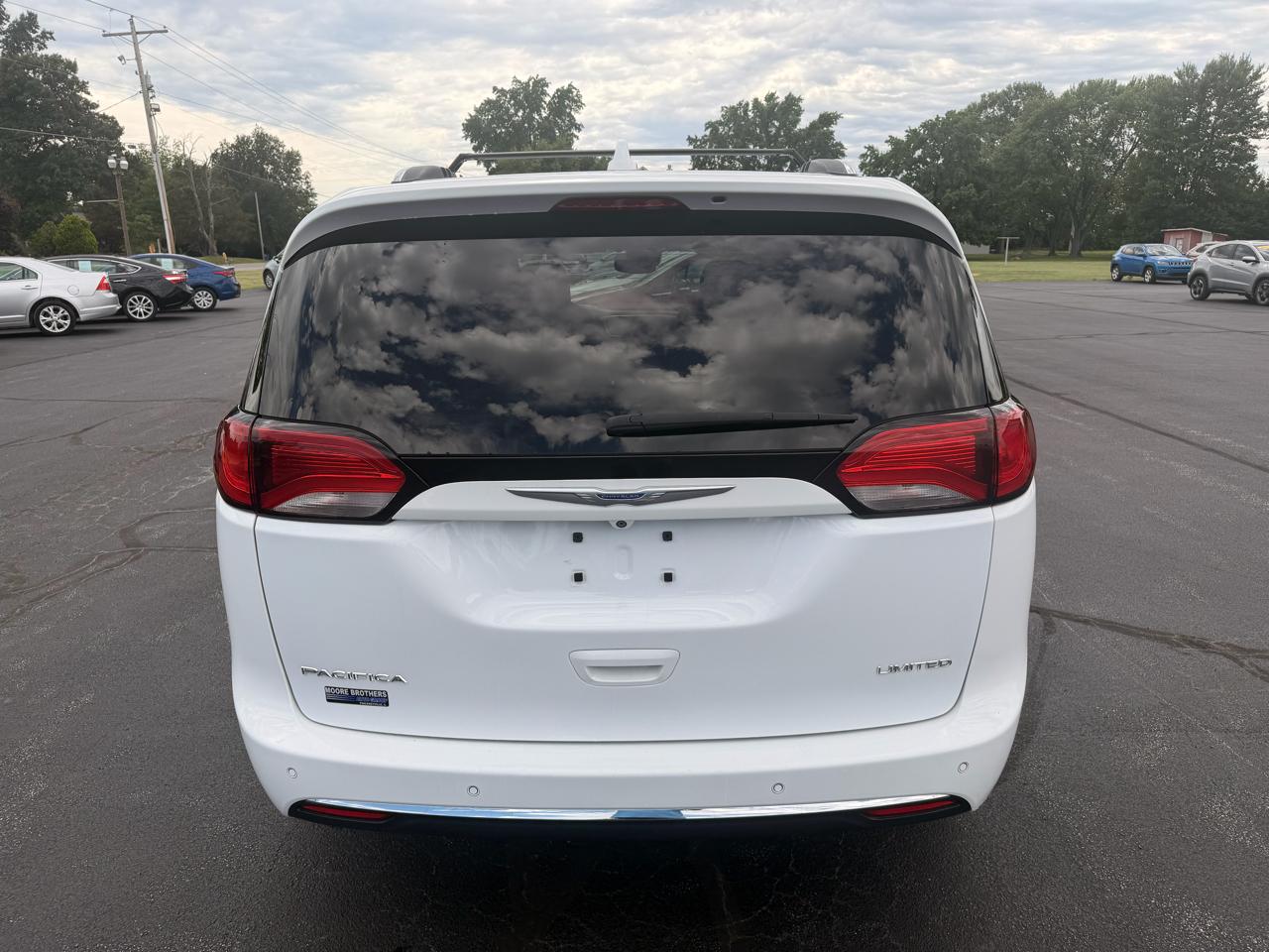 Chrysler Pacifica Limited FWD 2018