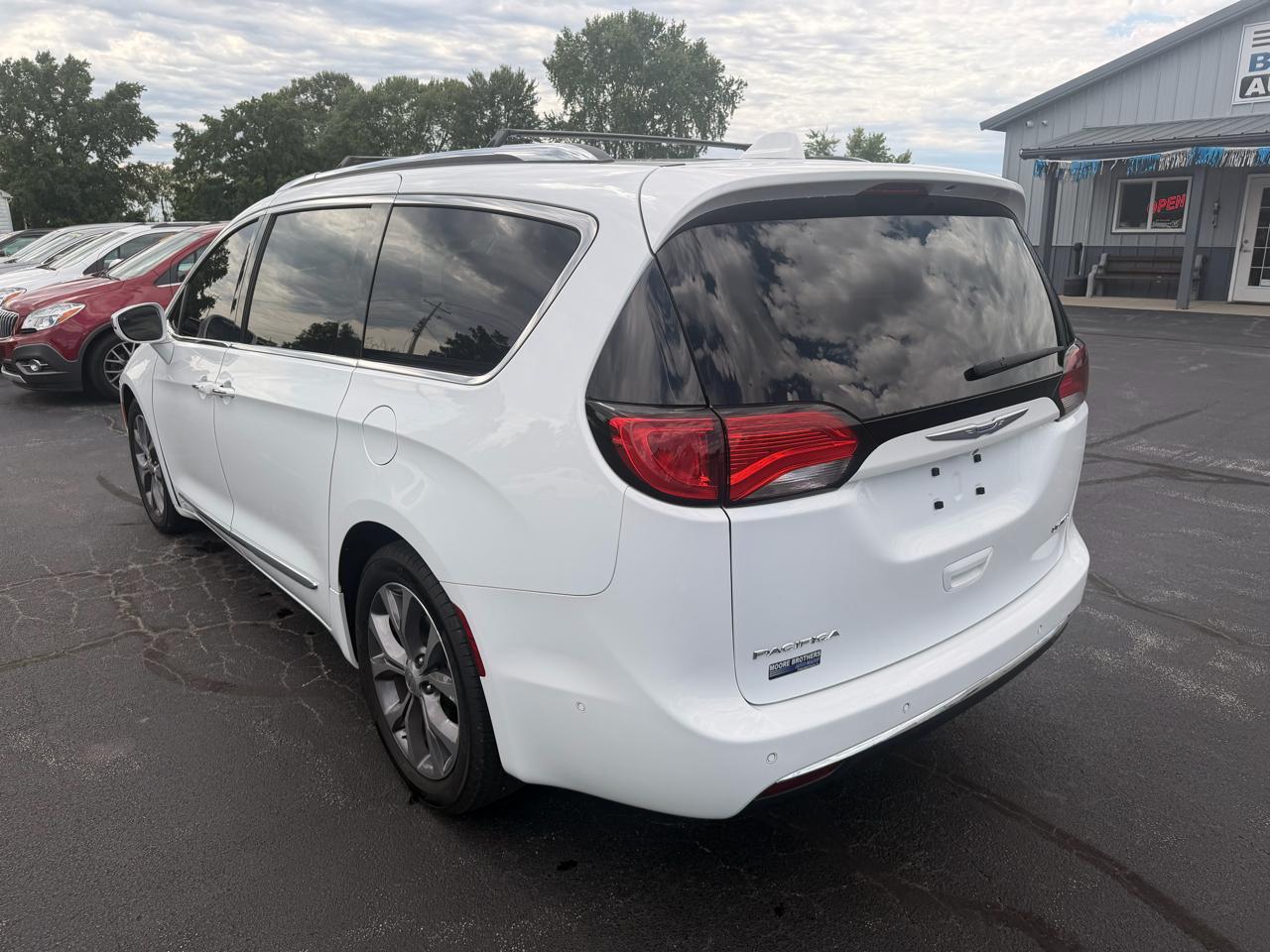 Chrysler Pacifica Limited FWD 2018