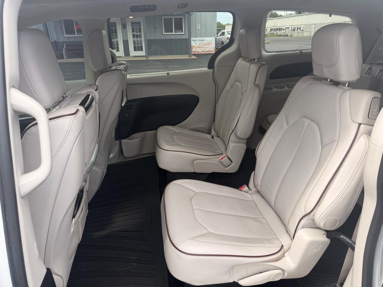 Chrysler Pacifica Limited FWD 2018