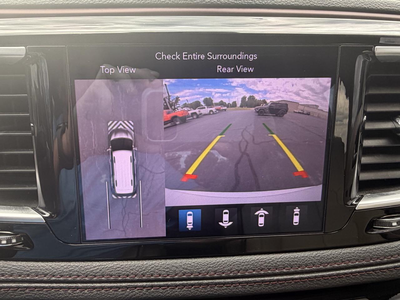 Chrysler Pacifica Limited FWD 2018