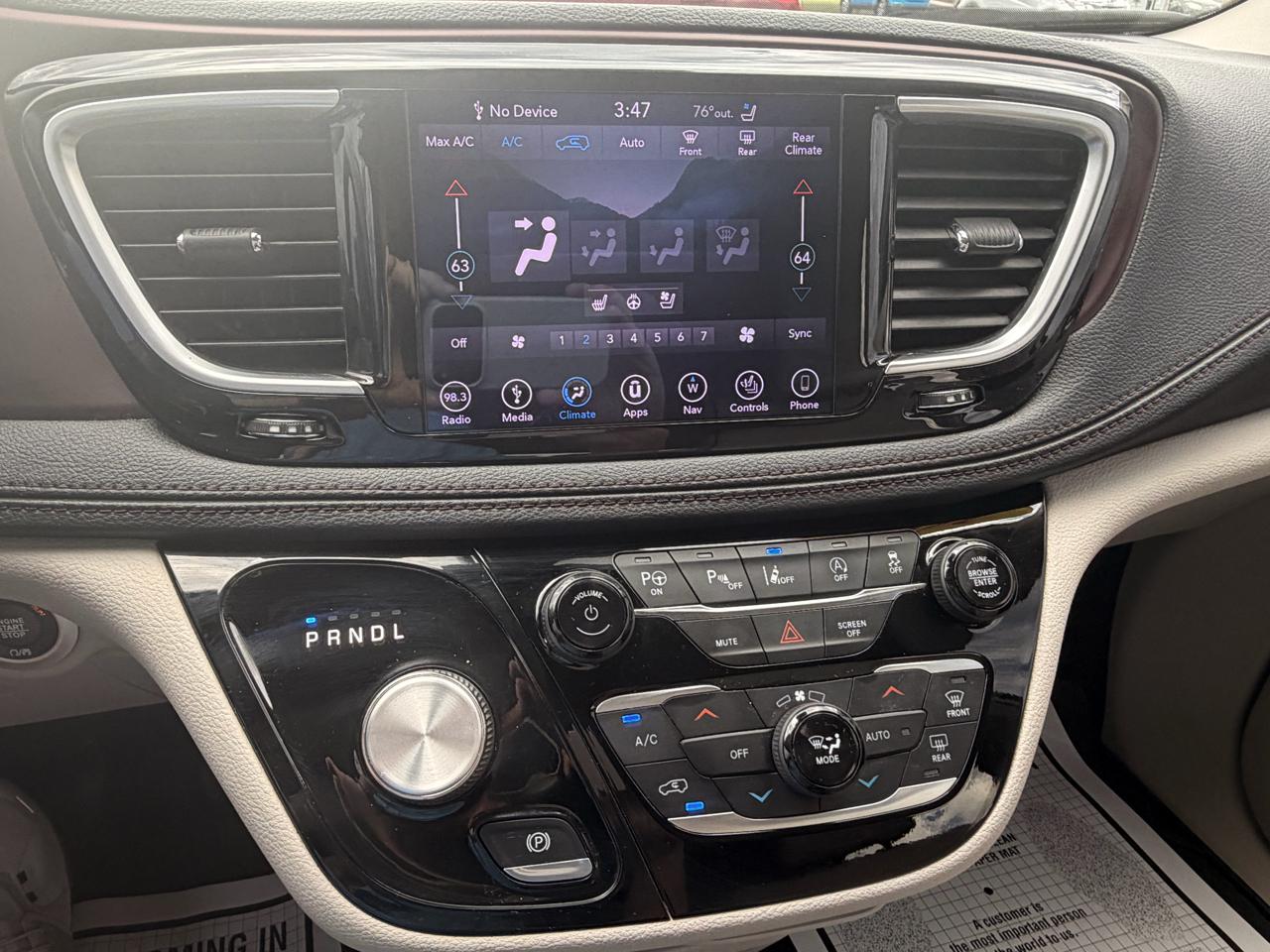 Chrysler Pacifica Limited FWD 2018