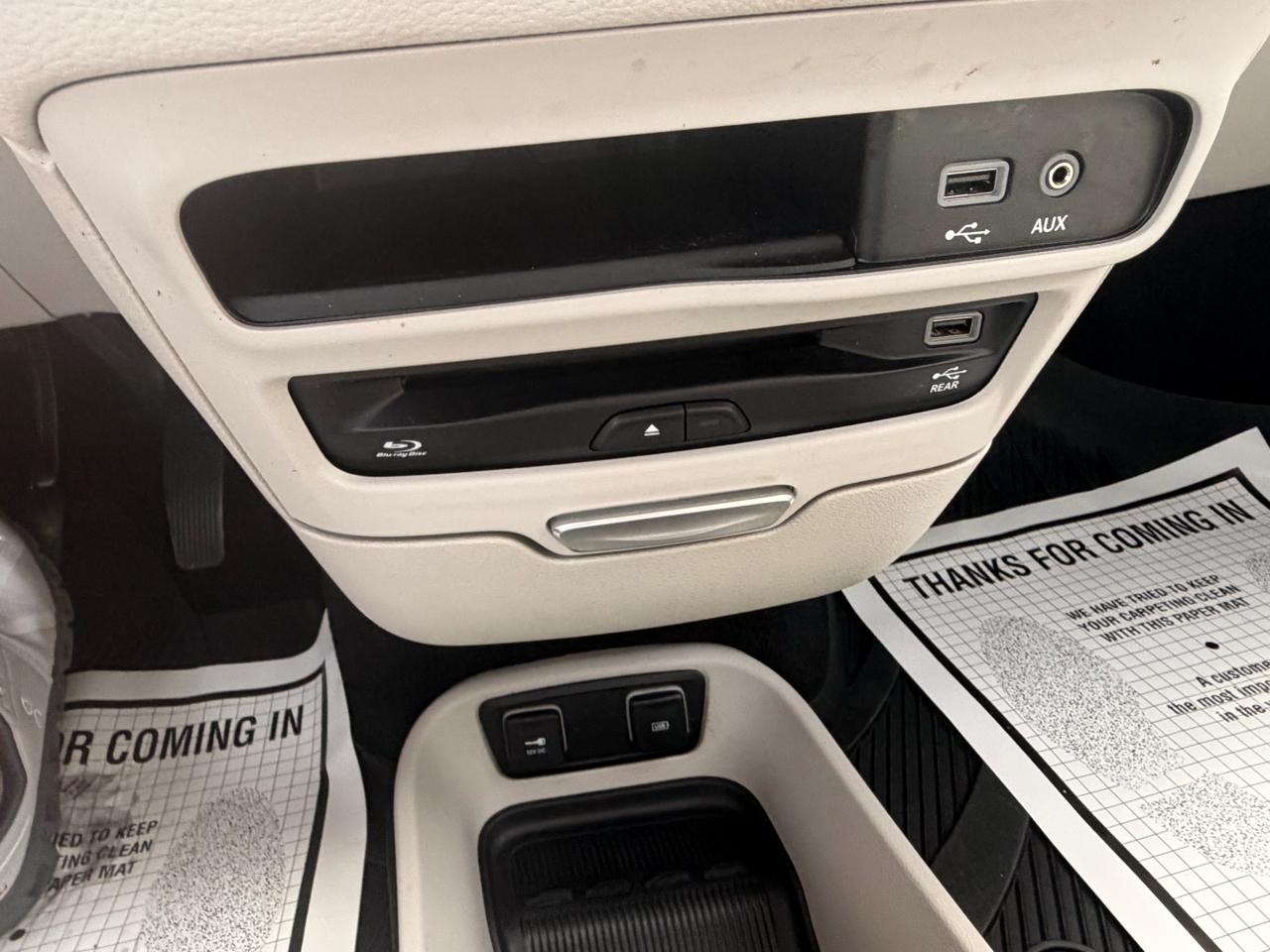 Chrysler Pacifica Limited FWD 2018