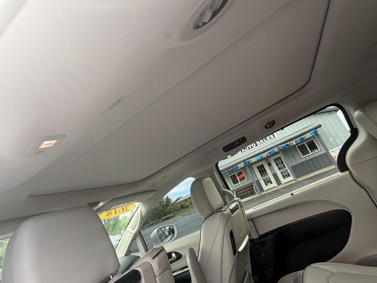 Chrysler Pacifica Limited FWD 2018