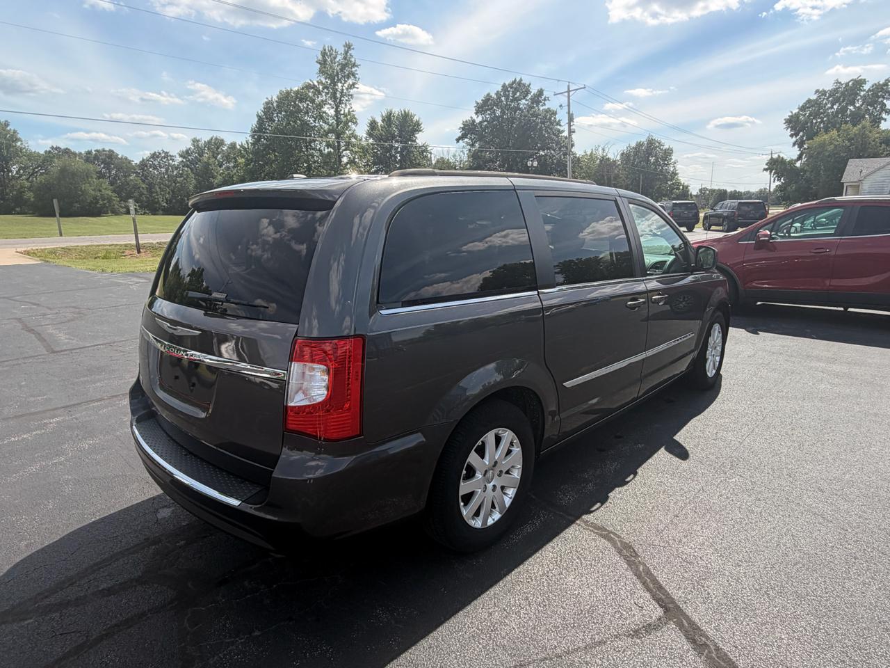 Chrysler Town & Country 4dr Wgn Touring 2016