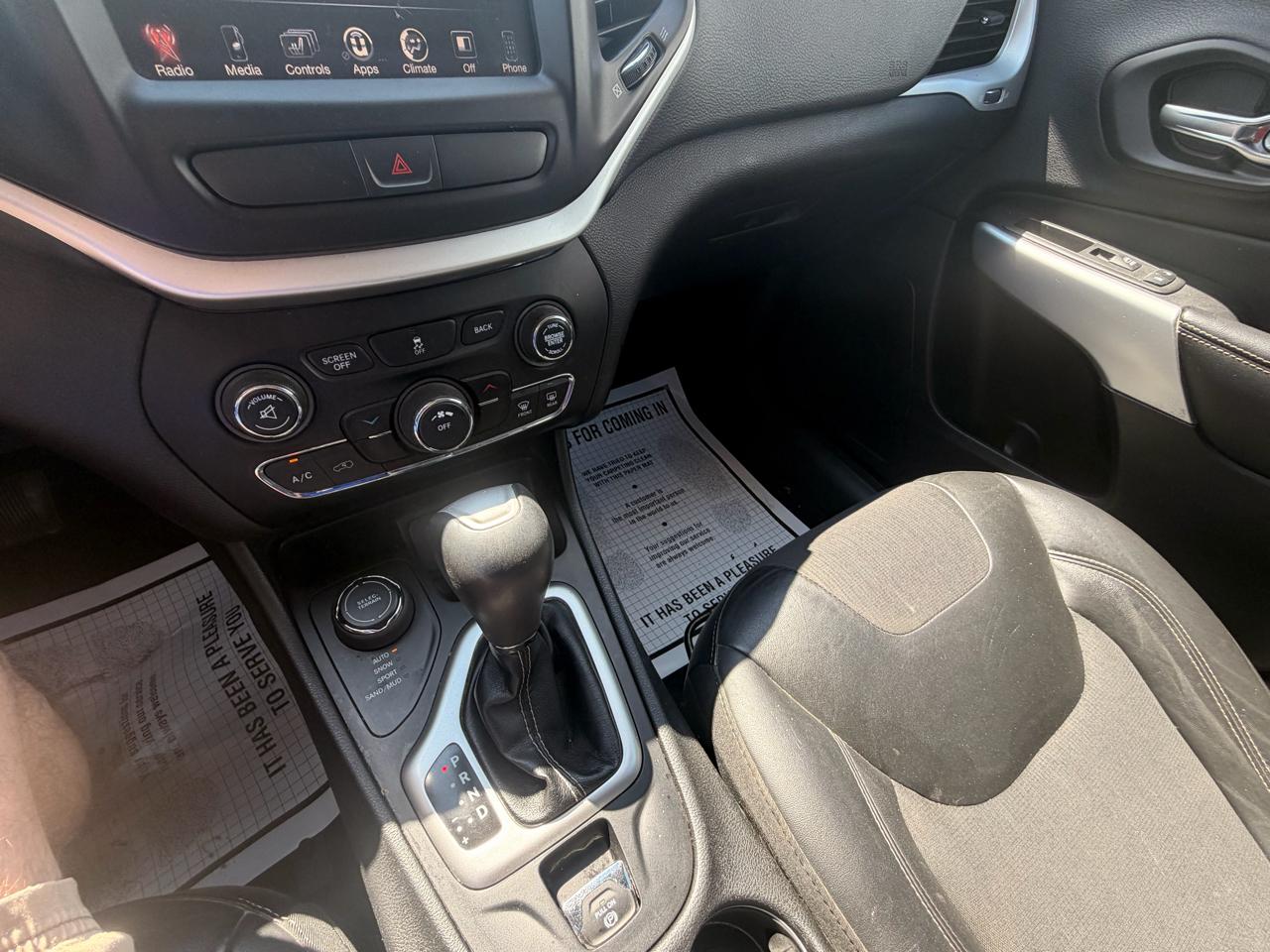Jeep Cherokee Latitude Plus 4x4 2018