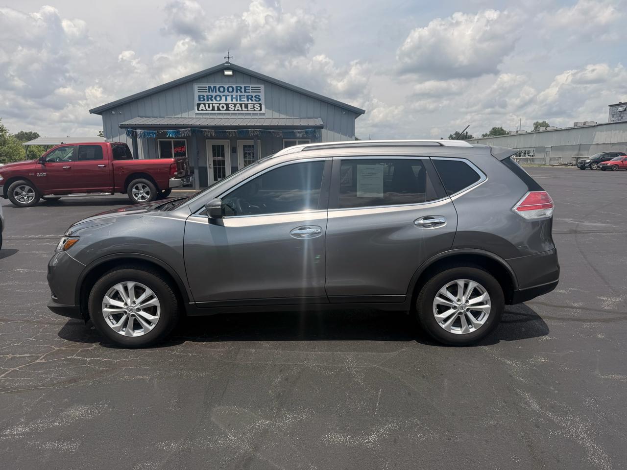 Nissan Rogue AWD 4dr SV 2015