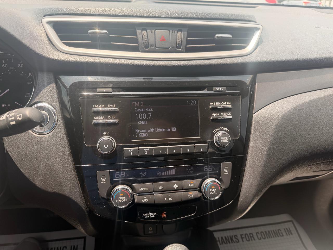 Nissan Rogue AWD 4dr SV 2015
