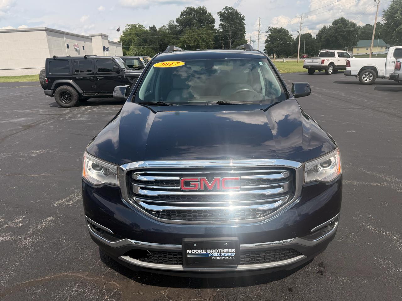 GMC Acadia FWD 4dr SLT w/SLT-1 2017