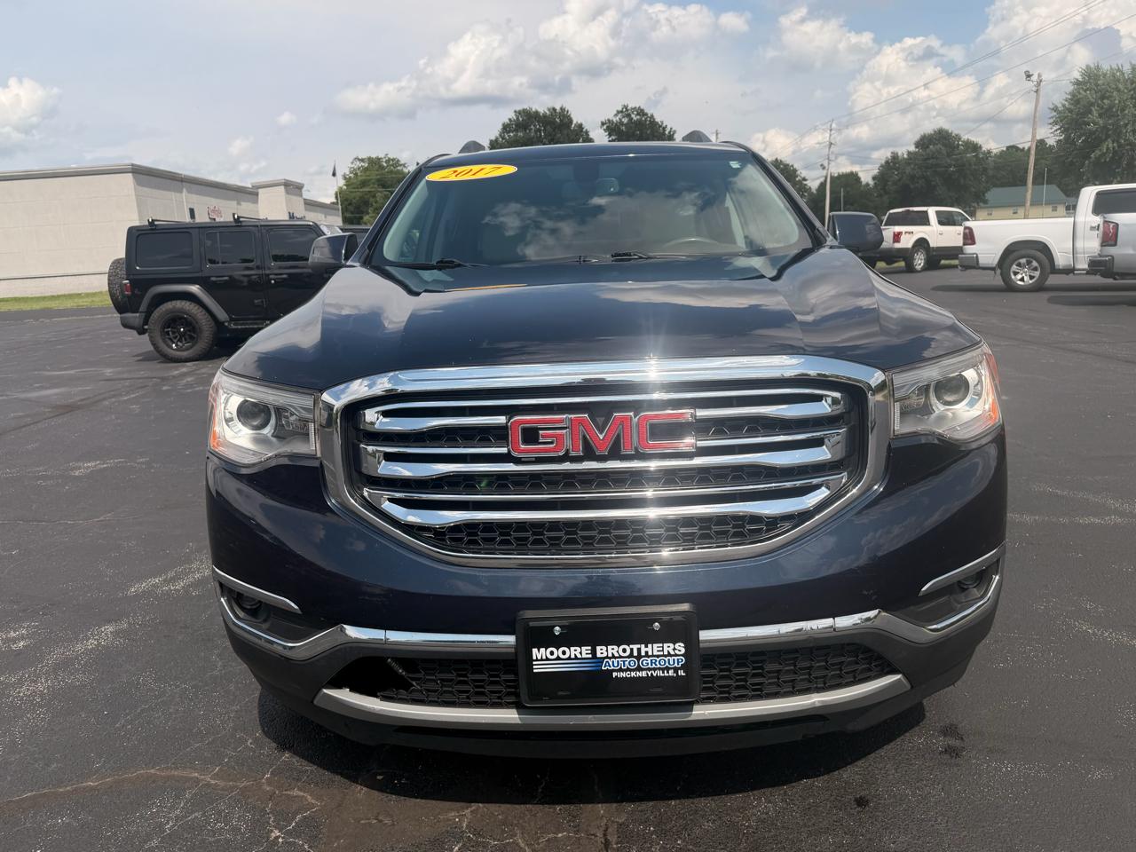 GMC Acadia FWD 4dr SLT w/SLT-1 2017