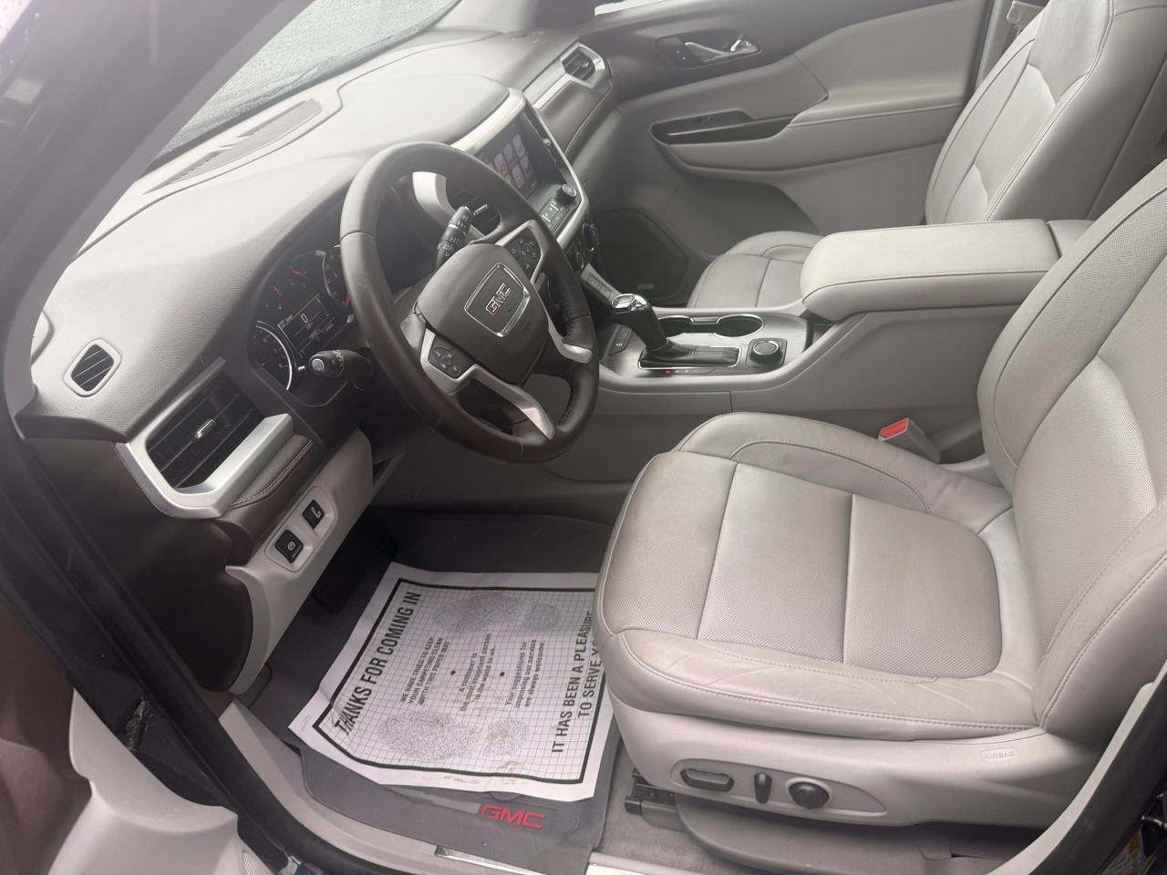GMC Acadia FWD 4dr SLT w/SLT-1 2017