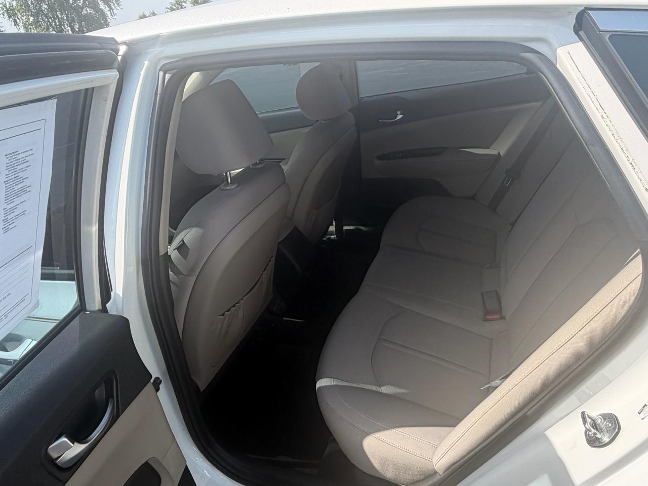 Kia Optima Hybrid Base Auto 2017