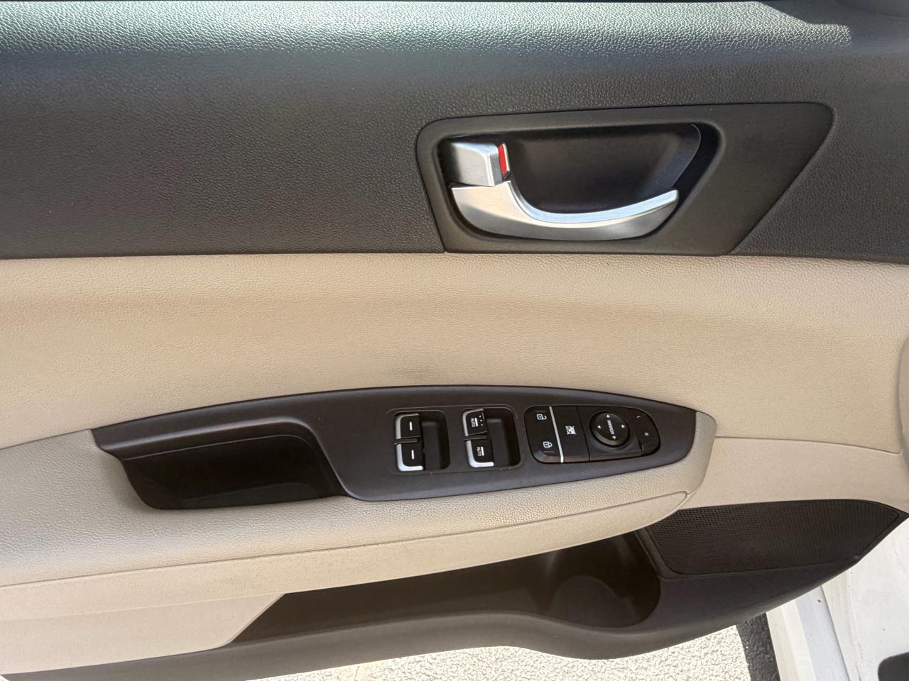 Kia Optima Hybrid Base Auto 2017