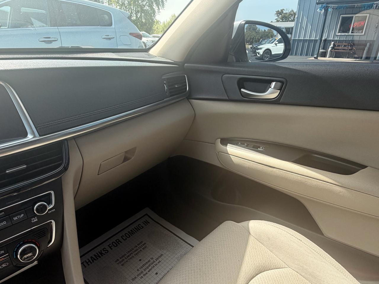 Kia Optima Hybrid Base Auto 2017