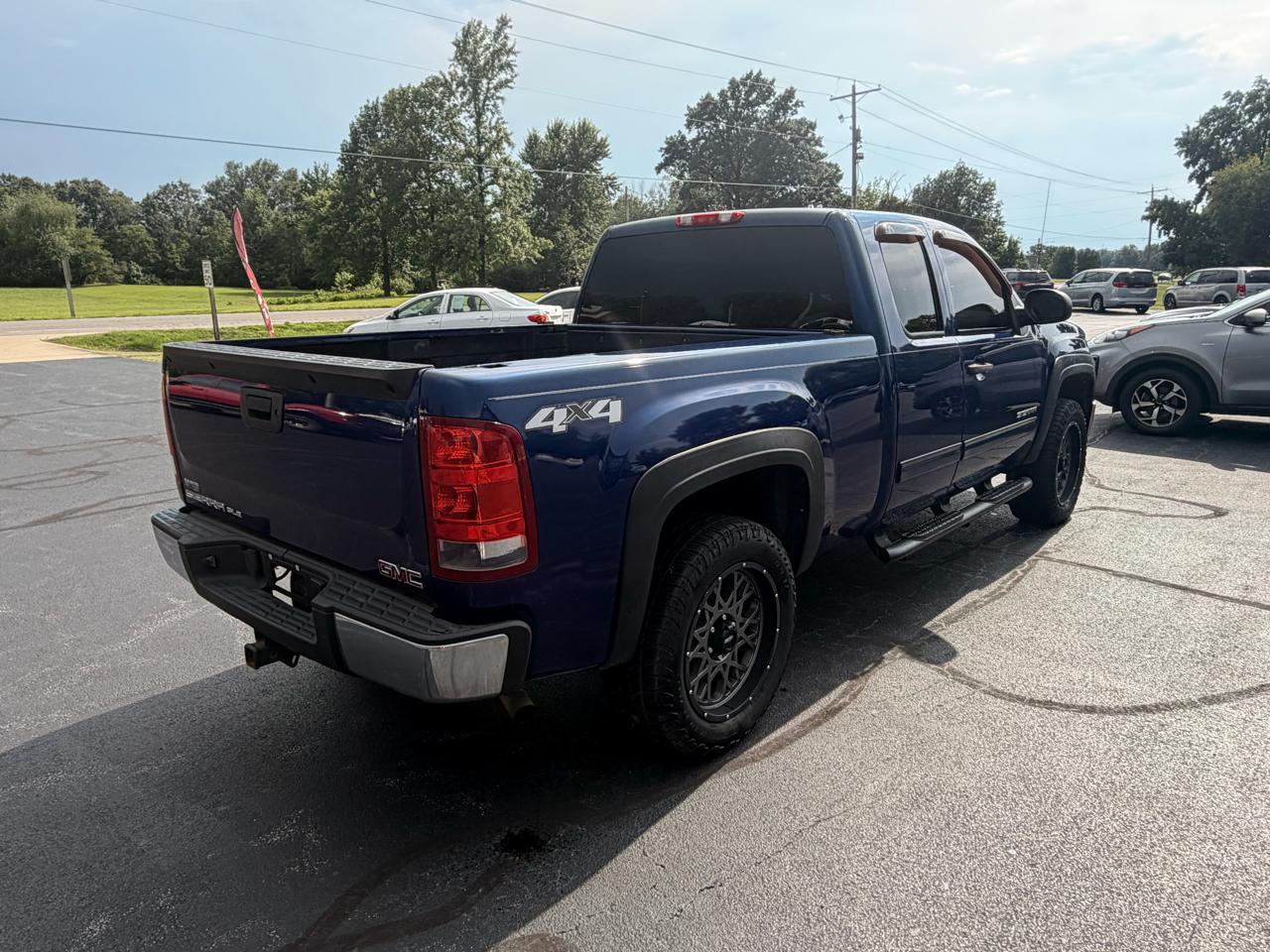 GMC Sierra 1500 4WD Ext Cab 143.5" SLE 2013