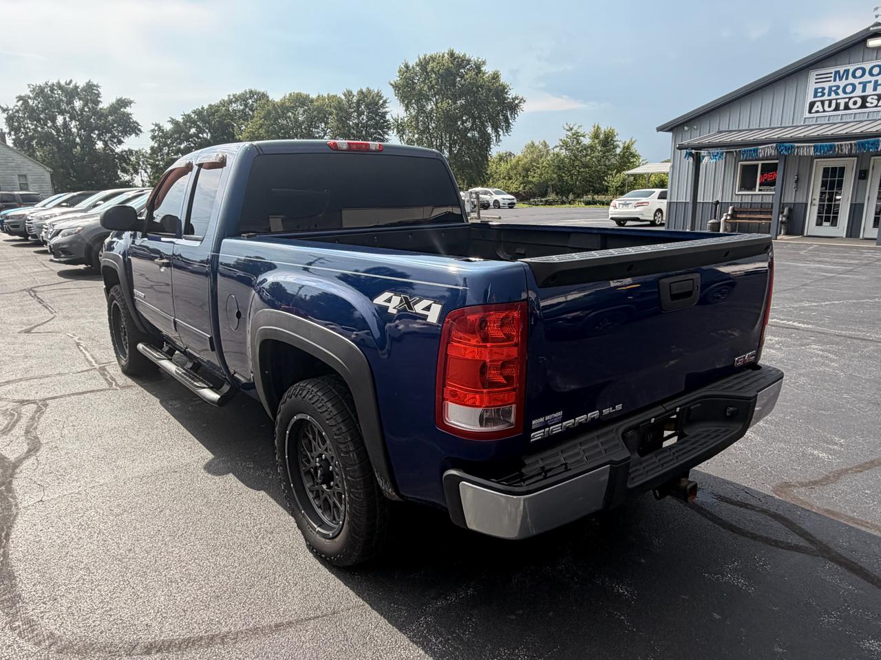 GMC Sierra 1500 4WD Ext Cab 143.5" SLE 2013