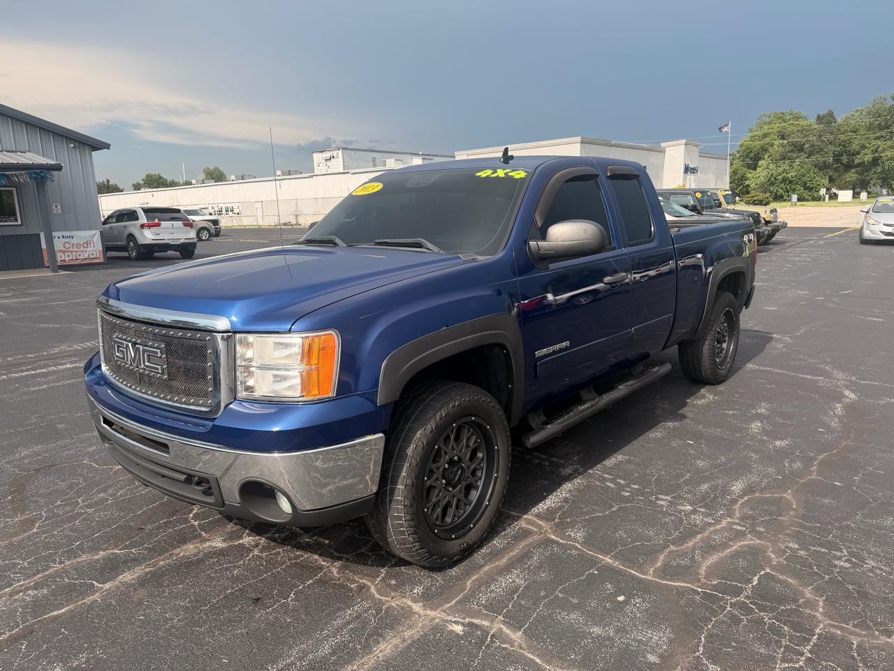 GMC Sierra 1500 4WD Ext Cab 143.5" SLE 2013