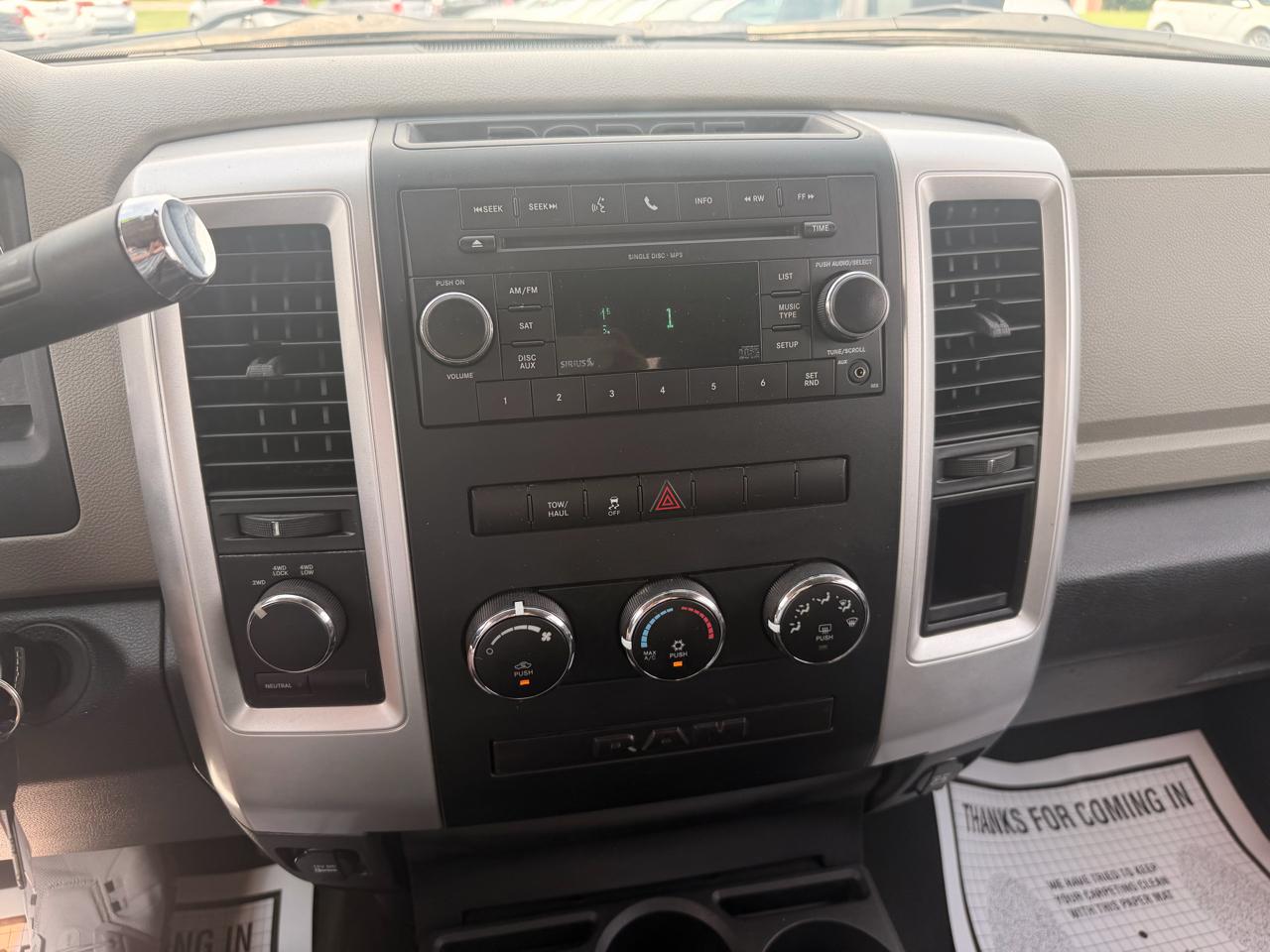 RAM 1500 4WD Quad Cab 140.5" SLT 2011