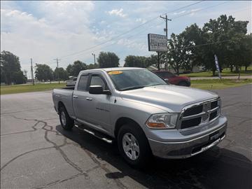 2011 RAM 1500 4WD Quad Cab 140.5" SLT