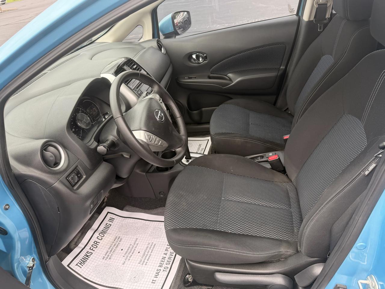 Nissan Versa Note 5dr HB CVT 1.6 SV 2015