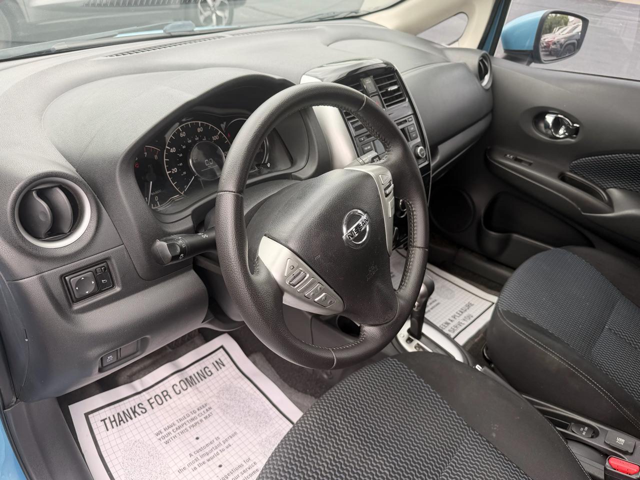 Nissan Versa Note 5dr HB CVT 1.6 SV 2015