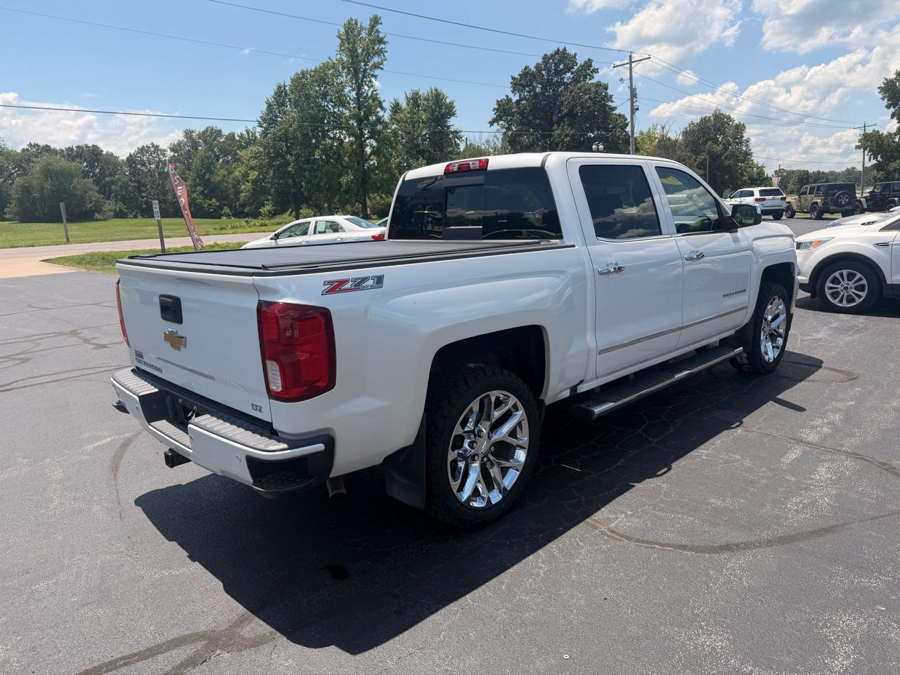 Chevrolet Silverado 1500 4WD Crew Cab 143.5" LTZ w/2LZ 2017