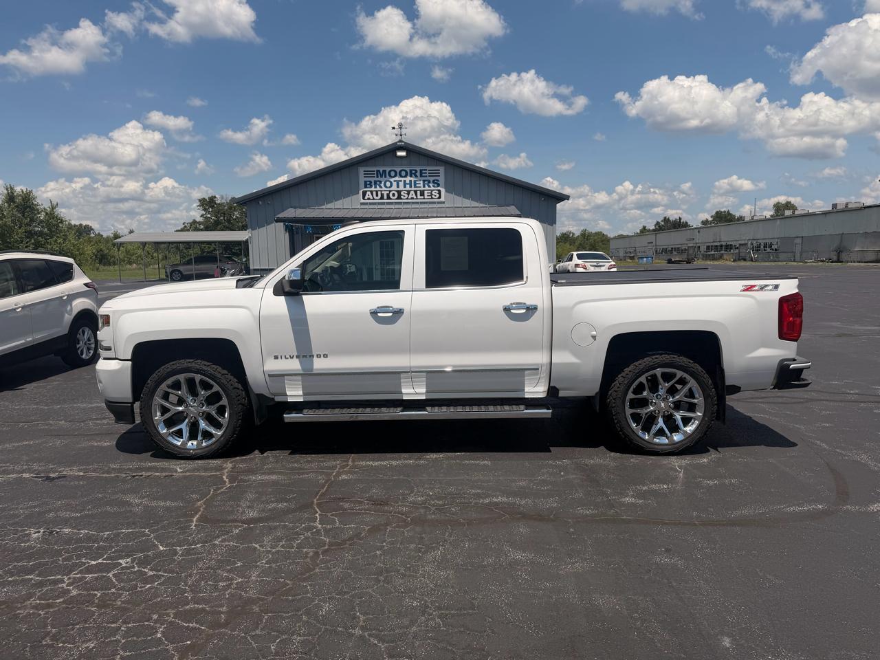 Chevrolet Silverado 1500 4WD Crew Cab 143.5" LTZ w/2LZ 2017