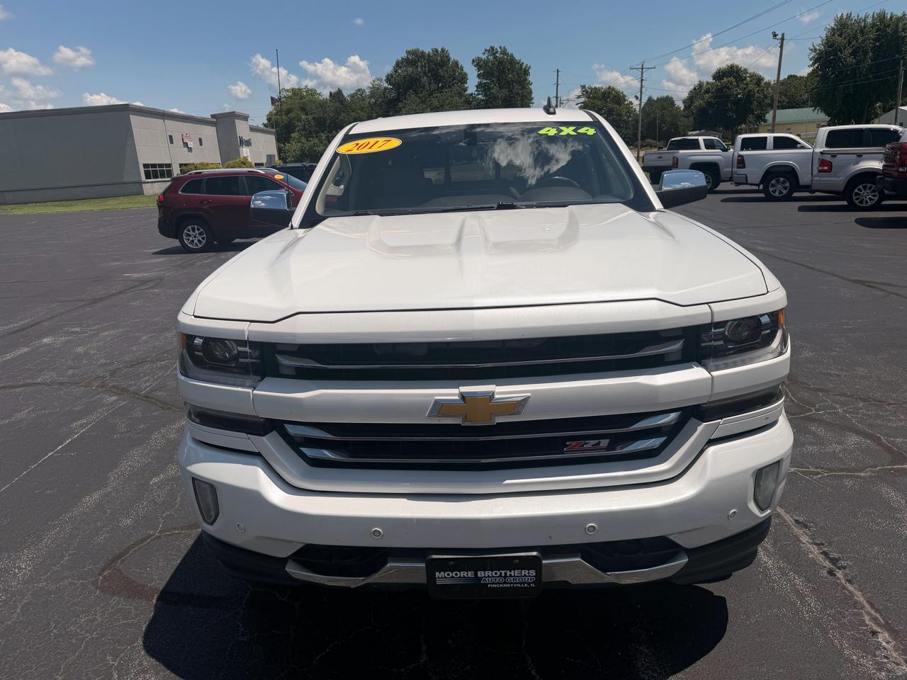 Chevrolet Silverado 1500 4WD Crew Cab 143.5" LTZ w/2LZ 2017