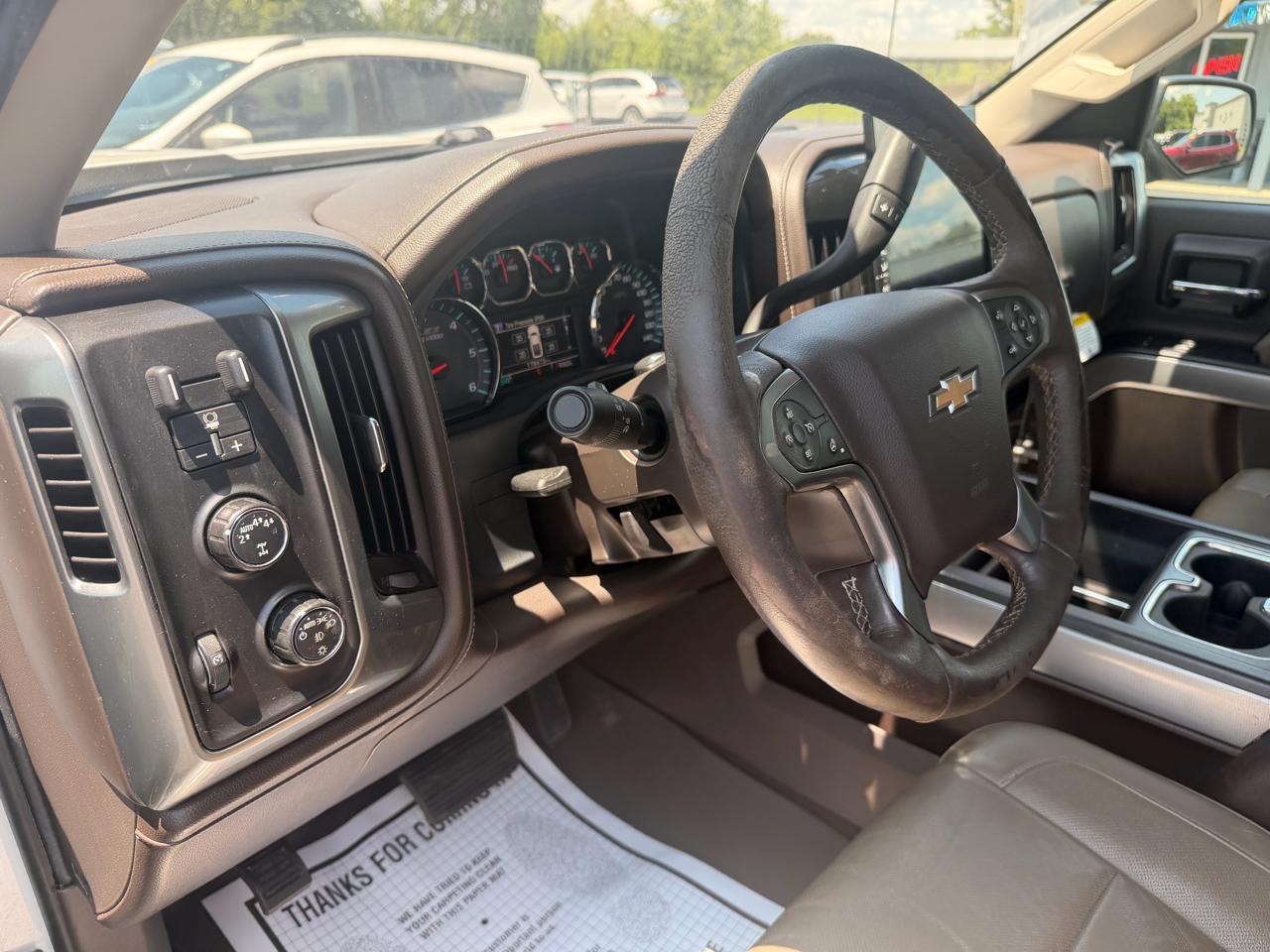 Chevrolet Silverado 1500 4WD Crew Cab 143.5" LTZ w/2LZ 2017