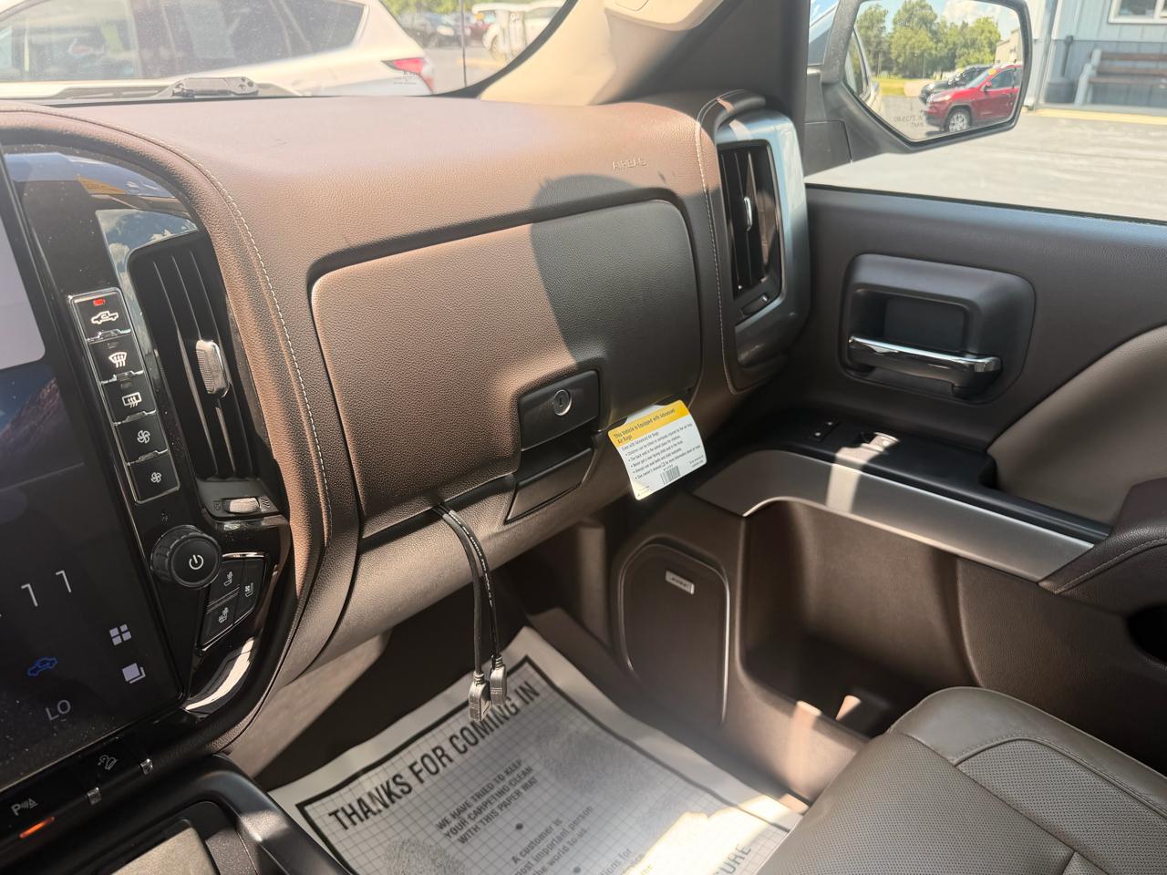 Chevrolet Silverado 1500 4WD Crew Cab 143.5" LTZ w/2LZ 2017