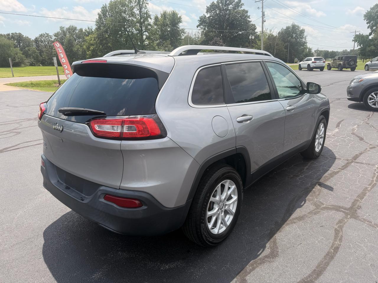 Jeep Cherokee 4WD 4dr Latitude 2015