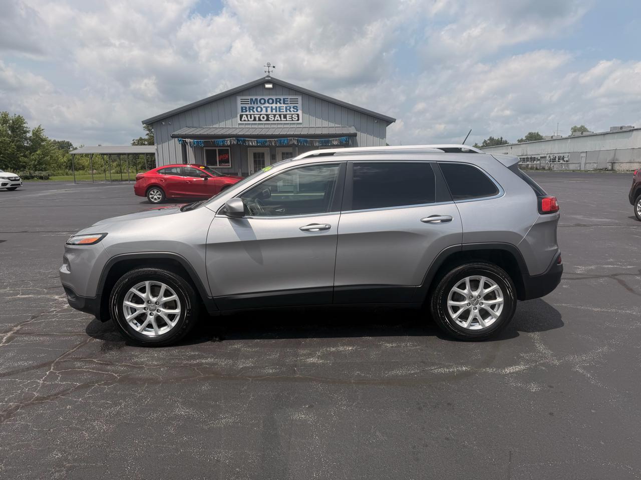Jeep Cherokee 4WD 4dr Latitude 2015