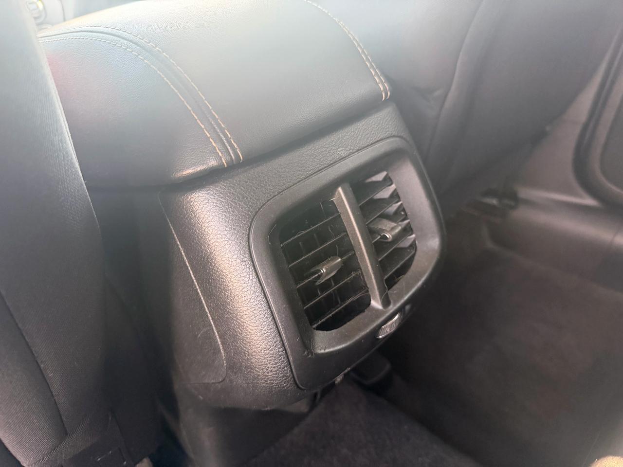 Jeep Cherokee 4WD 4dr Latitude 2015